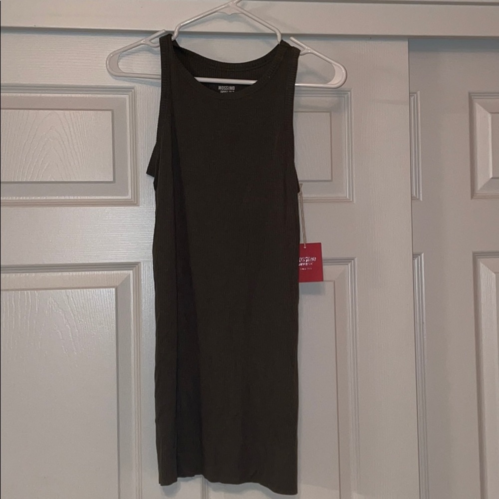 green shift dress